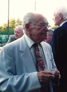 2005 UNA General Assembly Meeting man holding beverage
